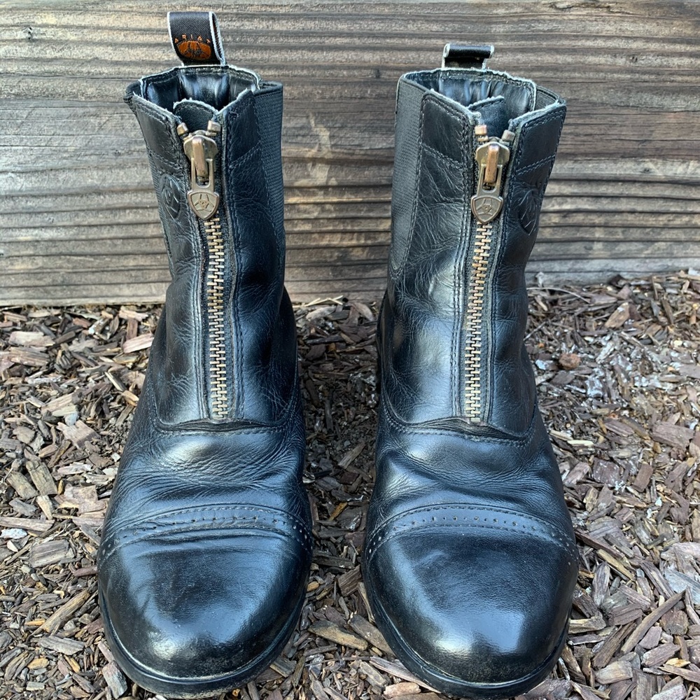 ARIAT Heritage Black Paddock Boots